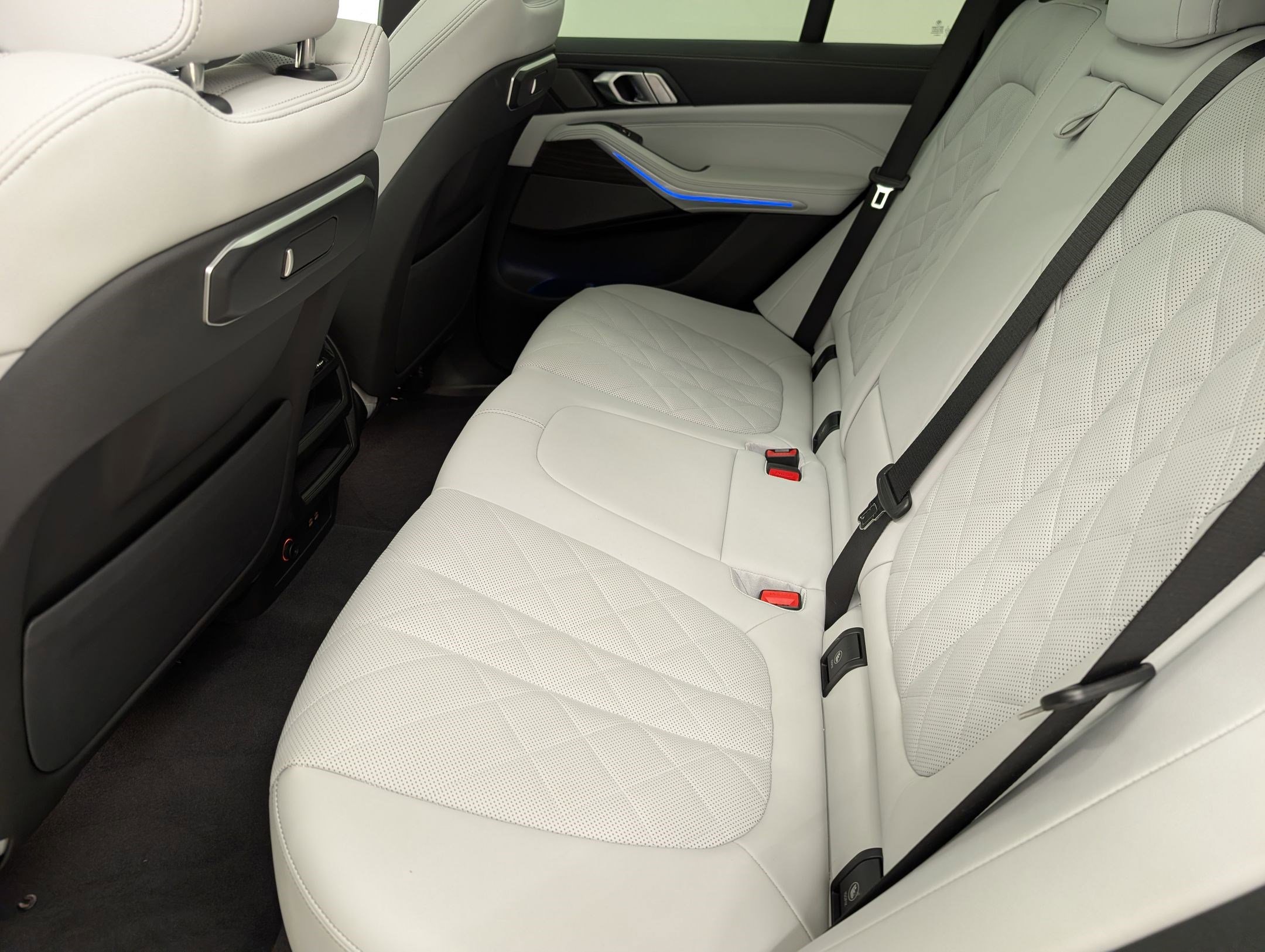 Certified 2025 BMW X5 xDrive40i w/ M Sport Package image 15