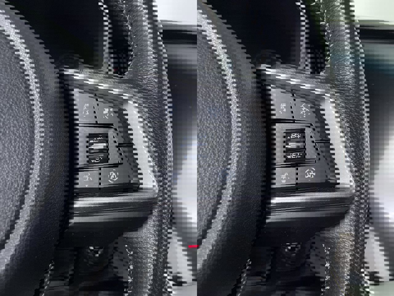 Used 2020 Subaru Outback Onyx Edition XT w/ Popular Package #2 image 27