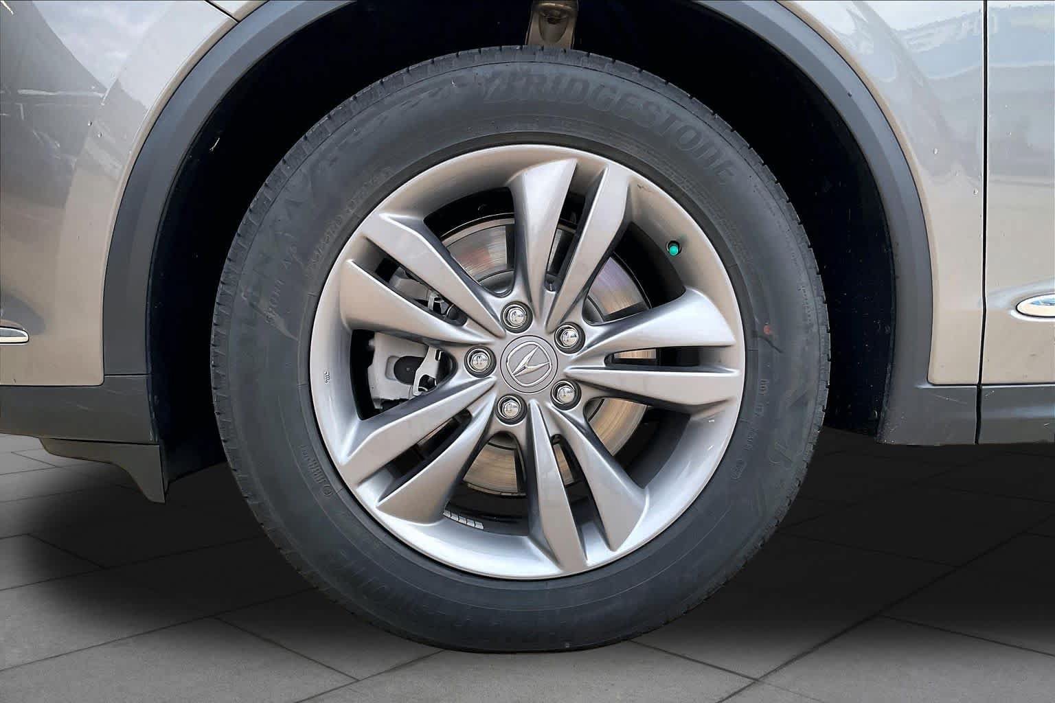 Used 2024 Acura MDX FWD image 10