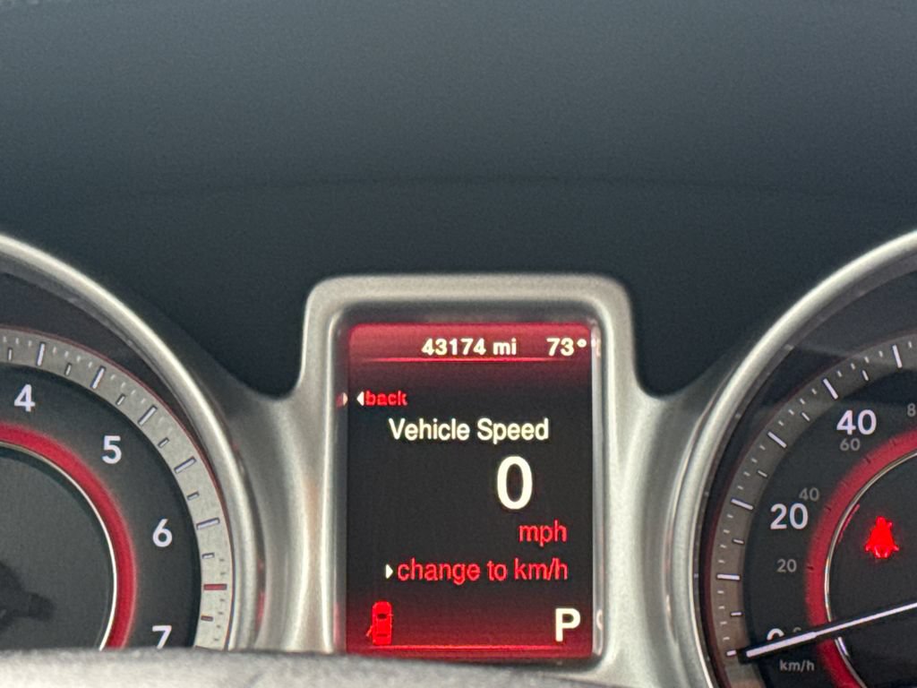 Used 2020 Dodge Journey SE w/ Blacktop Package FWD image 15