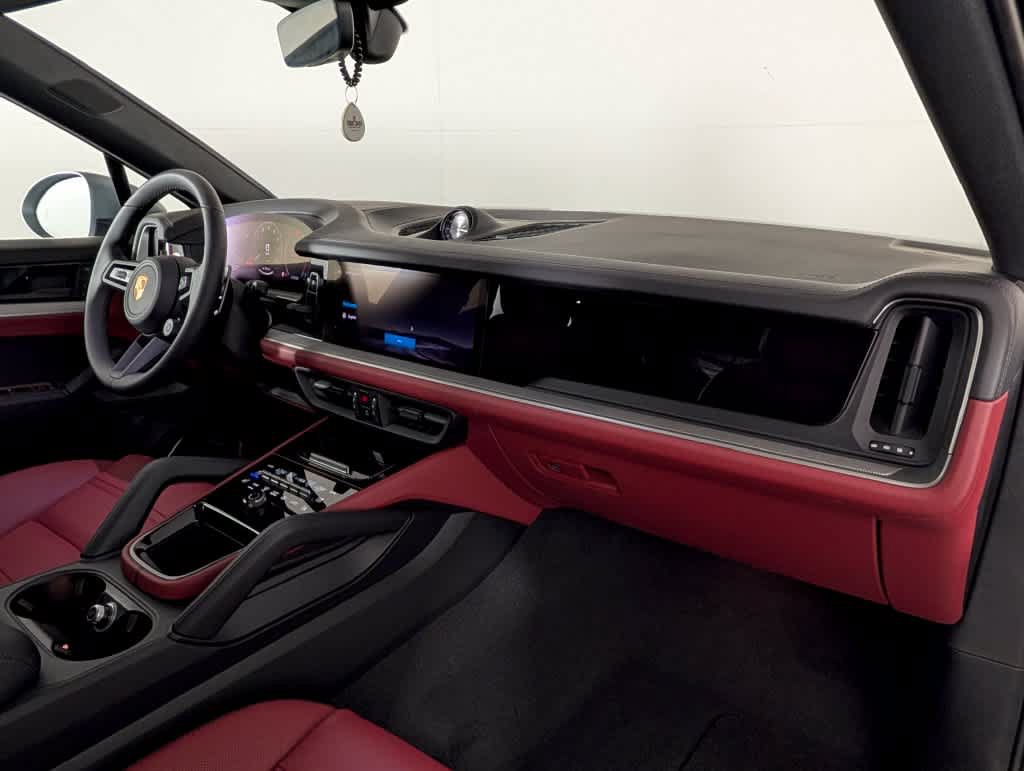 New 2026 Porsche Cayenne S AWD/4WD image 19