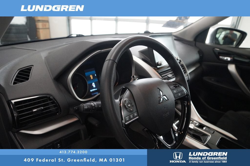 Used 2025 Mitsubishi Eclipse Cross SE AWD/4WD image 12