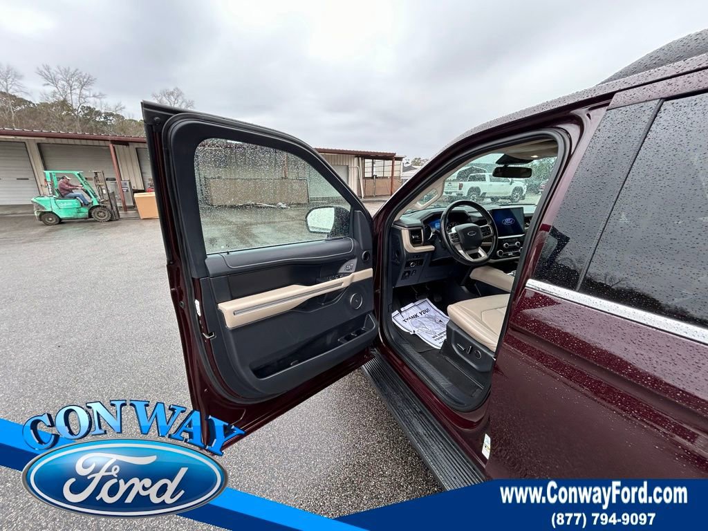 Used 2024 Ford Expedition Max Limited image 29