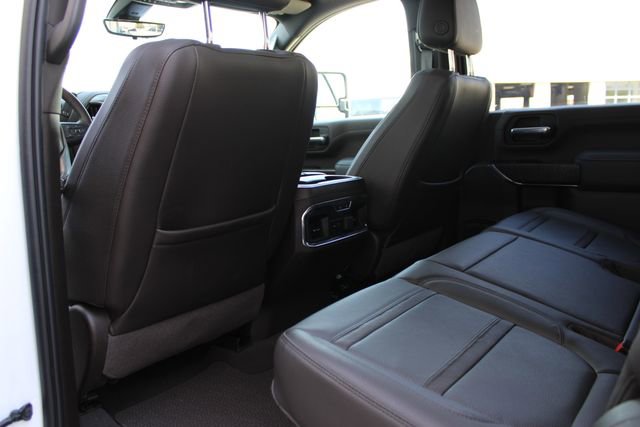 Used 2023 GMC Sierra 2500 Denali w/ Technology Package AWD/4WD image 24