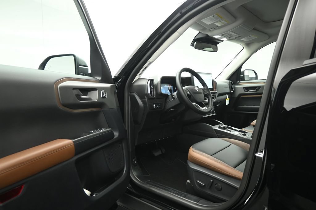 New 2026 Ford Bronco Sport Outer Banks w/ Outer Banks Tech Package+ AWD/4WD image 6