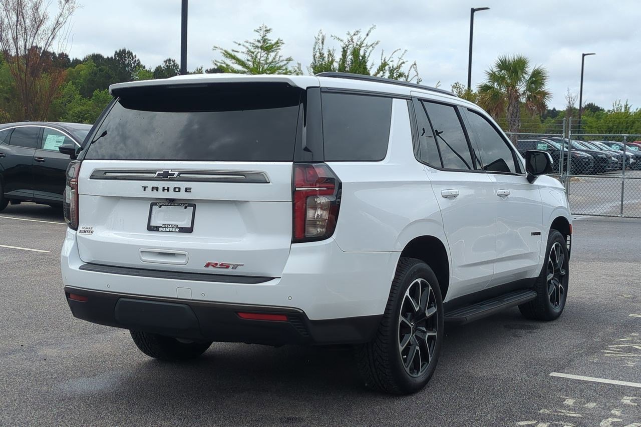 Used 2021 Chevrolet Tahoe RST w/ Luxury Package RWD image 4