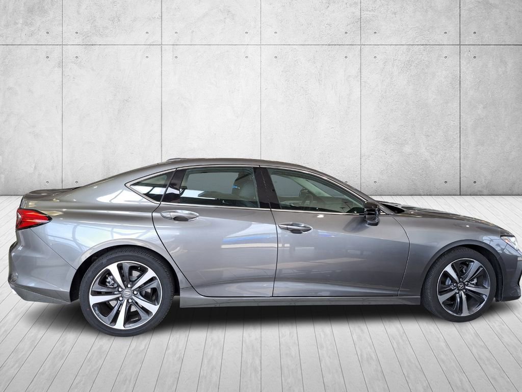 Used 2025 Acura TLX w/ Technology Package image 4