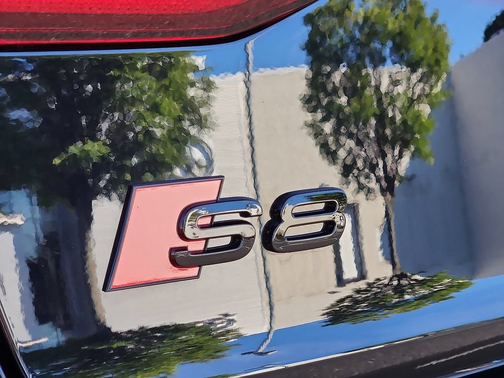 Certified 2026 Audi S8 AWD/4WD image 29