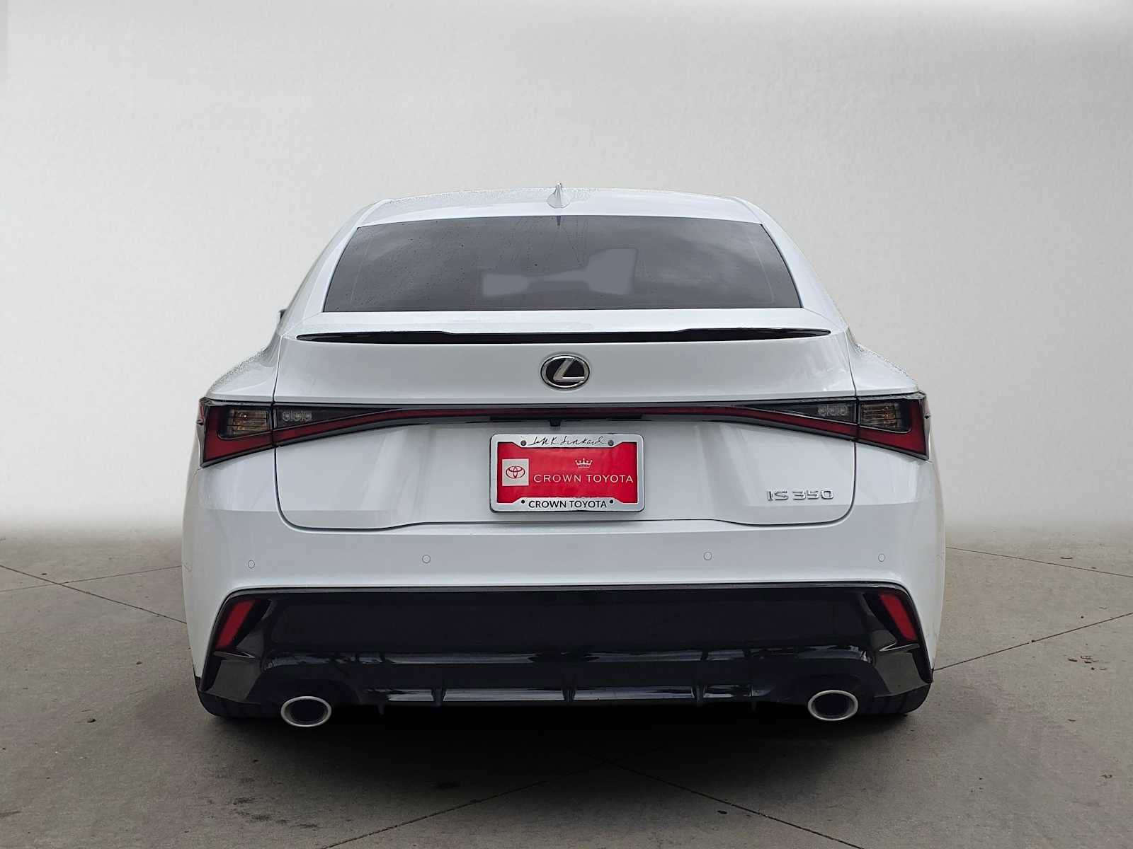 Used 2024 Lexus IS 350 F Sport RWD image 4