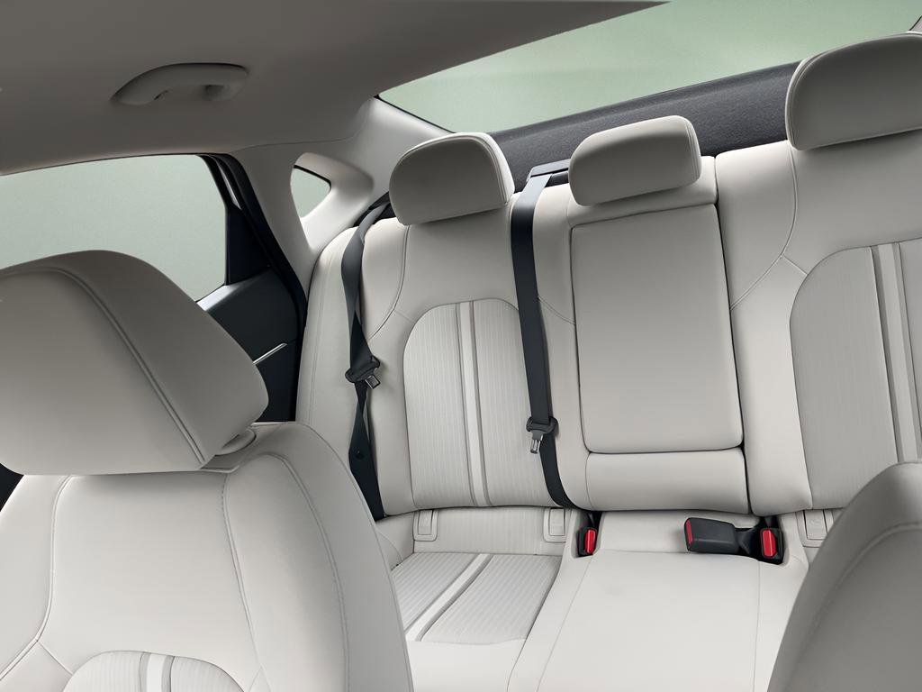 Certified 2025 Hyundai Sonata SEL image 33