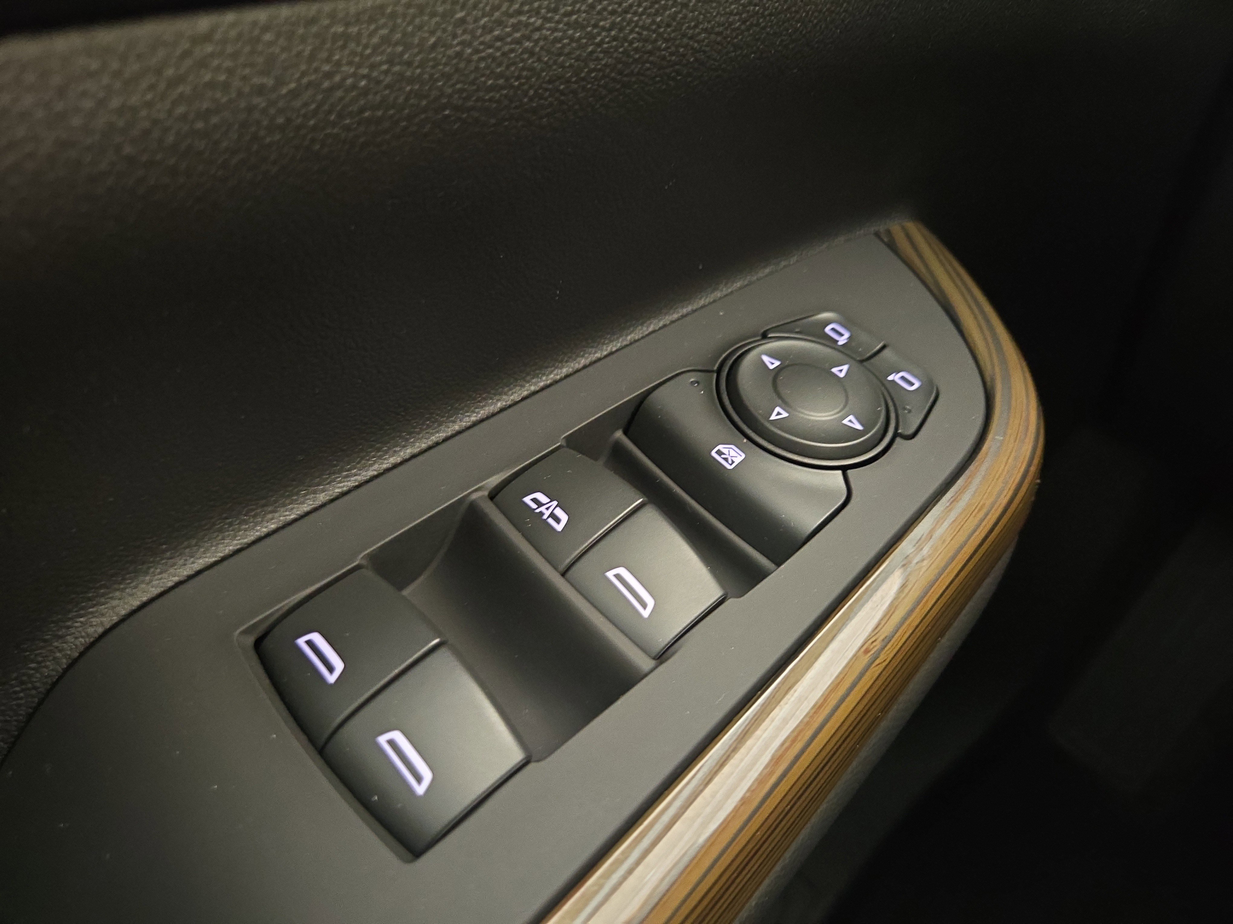 Certified 2023 GMC Acadia SLE w/ Elevation Edition image 30