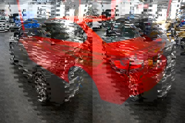 Used 2016 BMW M235i Coupe RWD image 3