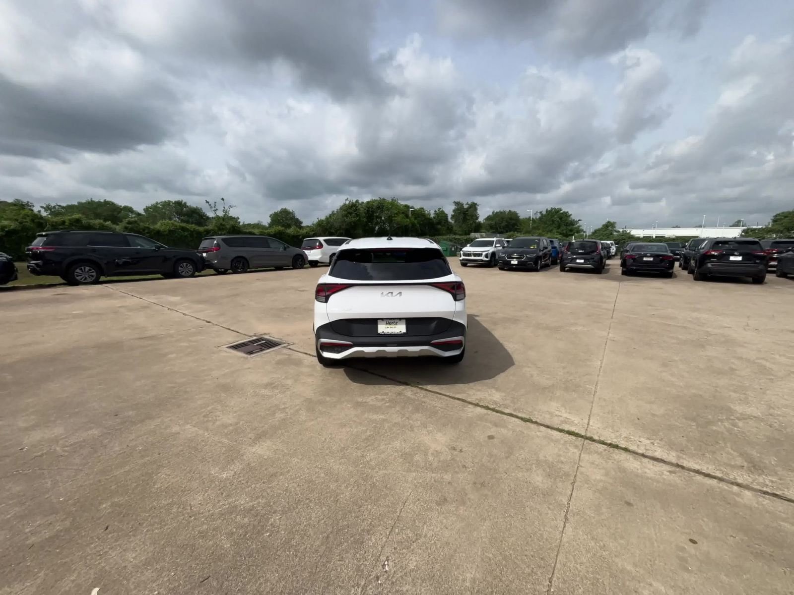 Used 2025 Kia Sportage LX image 16