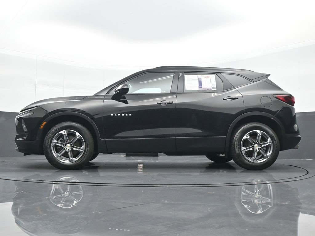 Used 2024 Chevrolet Blazer LT w/ Convenience Package image 18