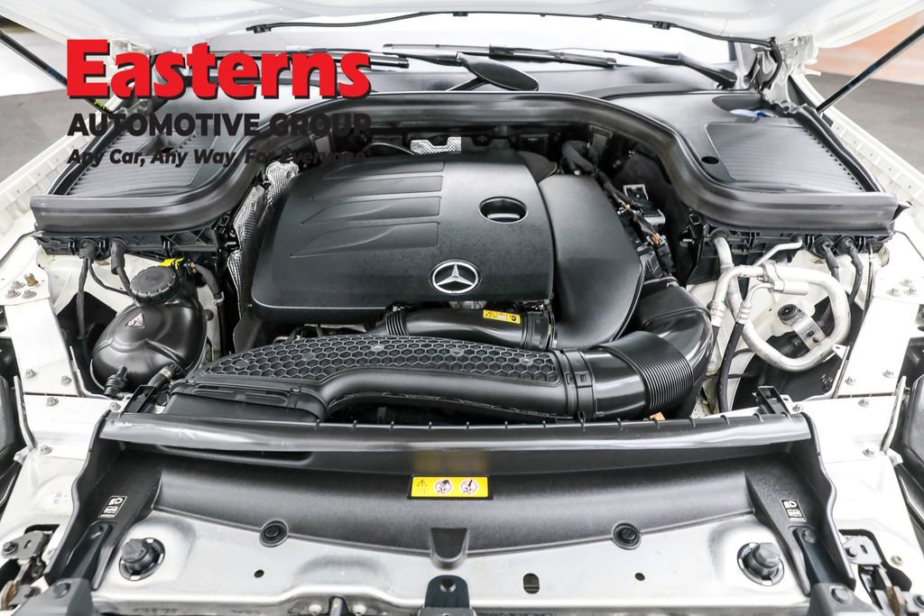 Used 2021 Mercedes-Benz GLC 300 4MATIC w/ Driver Assistance Package image 7