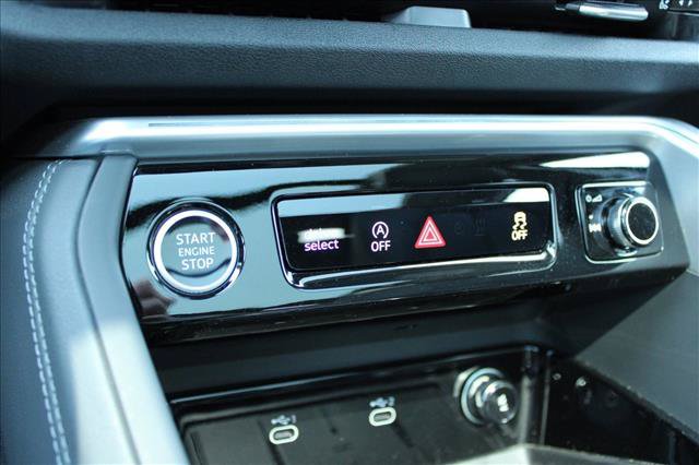 Used 2025 Audi Q5 Premium w/ Convenience Package AWD/4WD image 22