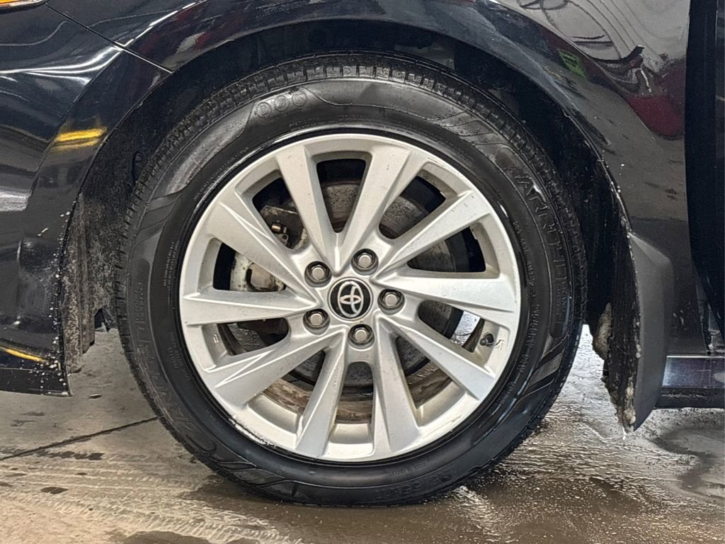 Used 2023 Toyota Camry LE image 12