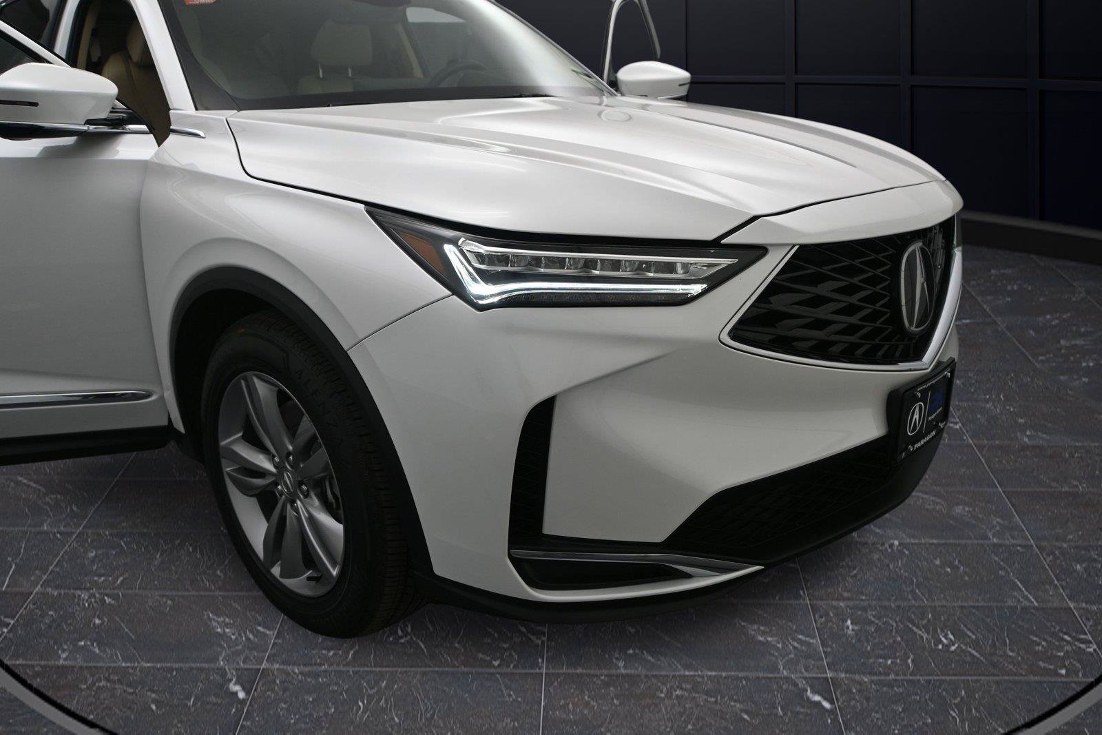 Certified 2025 Acura MDX SH-AWD image 17