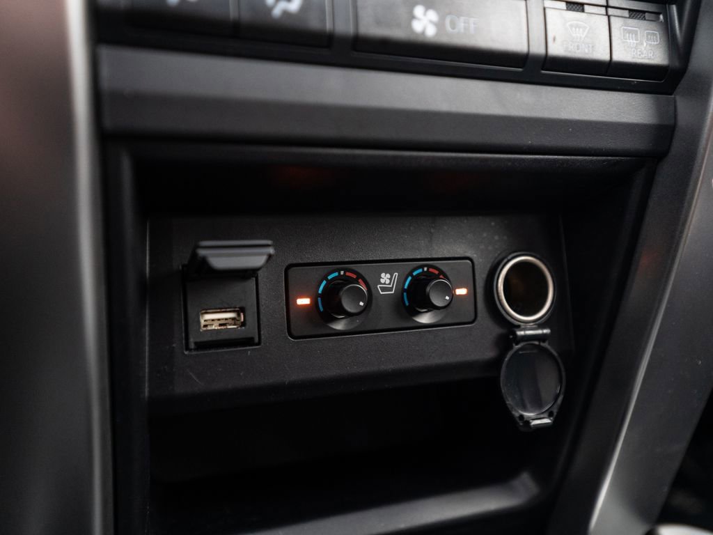 Used 2023 Toyota 4Runner Limited image 33