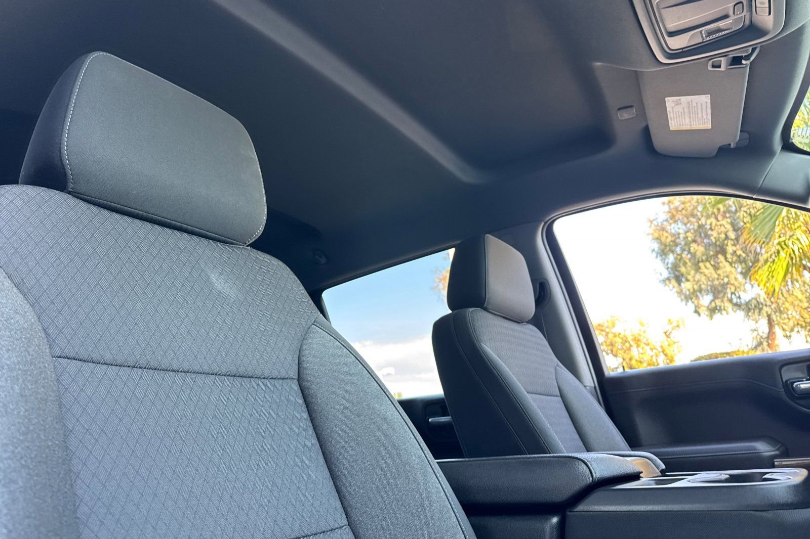 Used 2022 Chevrolet Silverado 1500 LT image 20