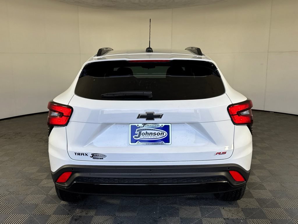New 2026 Chevrolet Trax RS w/ Driver Confidence Package FWD image 6