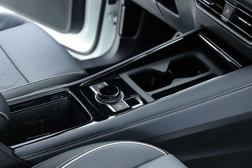 New 2026 Volkswagen Tiguan SEL R-Line AWD/4WD image 34