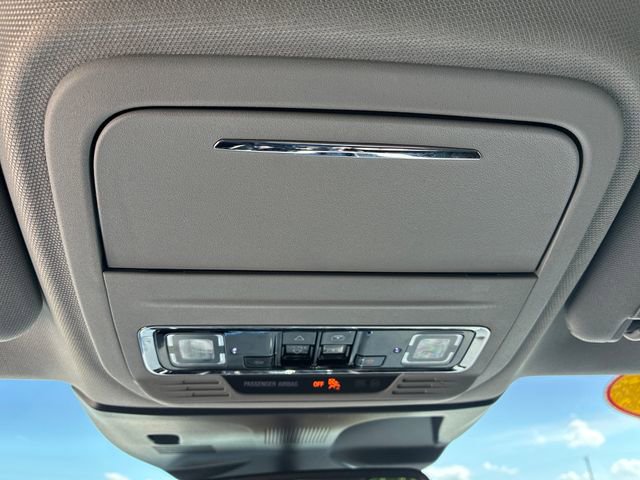 Used 2022 Lincoln Corsair FWD w/ Premium Package image 18