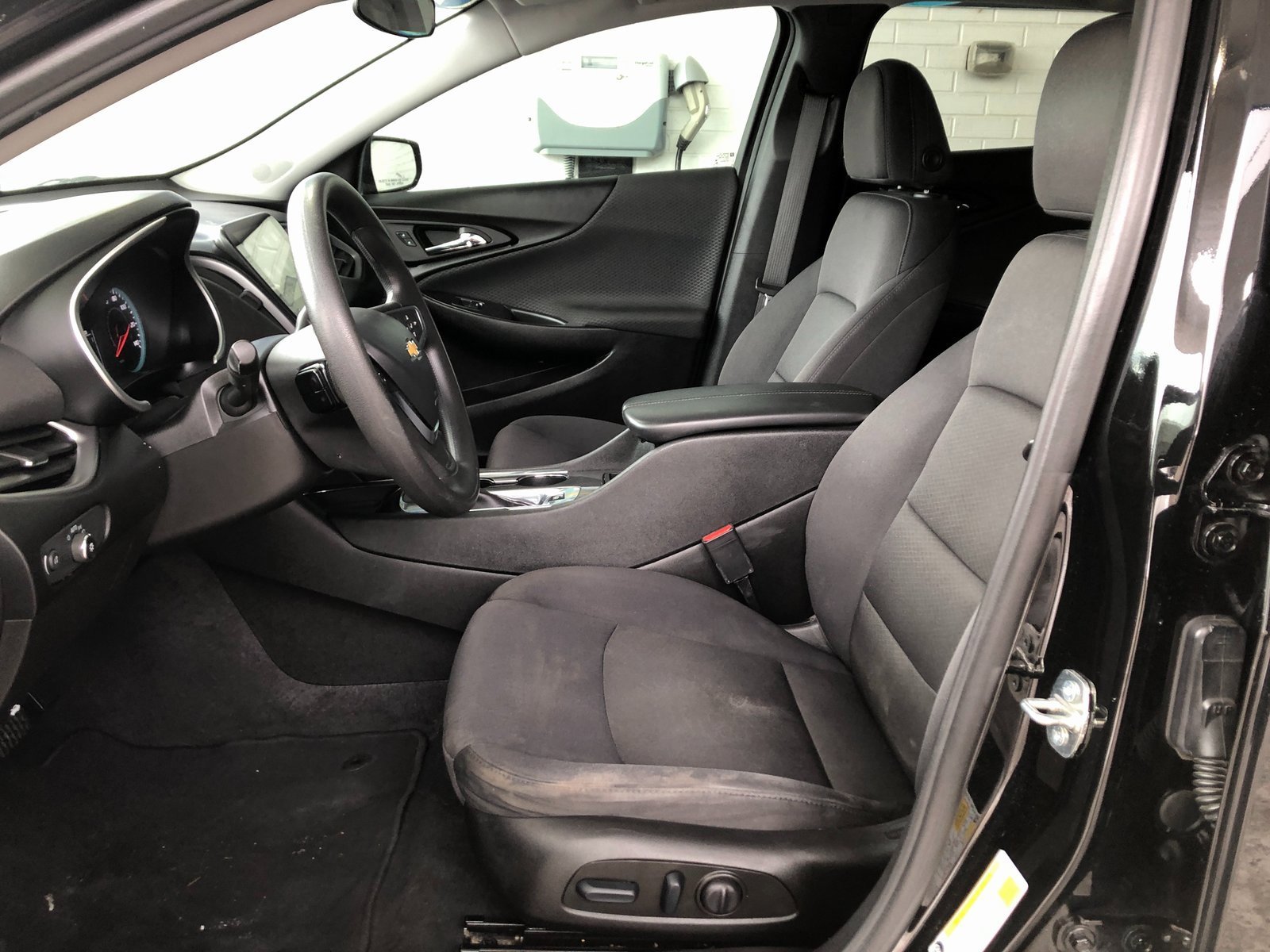 Used 2023 Chevrolet Malibu LT image 17