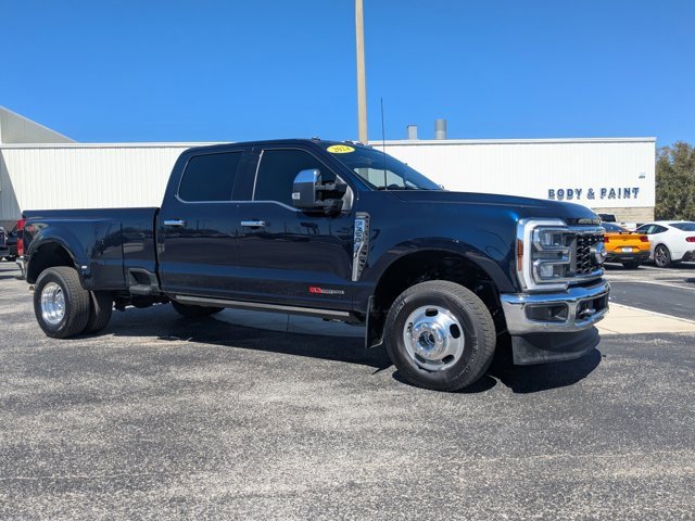 Certified 2024 Ford F350 Lariat w/ Lariat Ultimate Package image 3
