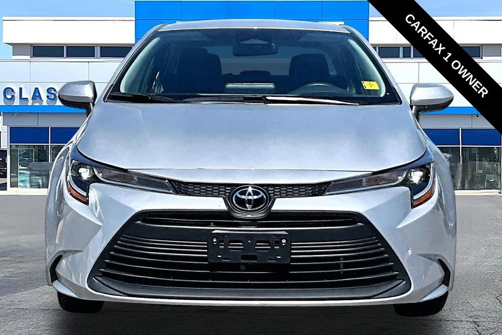 Used 2025 Toyota Corolla LE FWD image 18