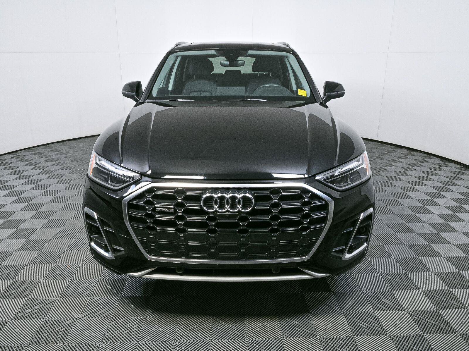 Used 2023 Audi Q5 2.0T Premium Plus w/ Premium Plus Package AWD/4WD image 36
