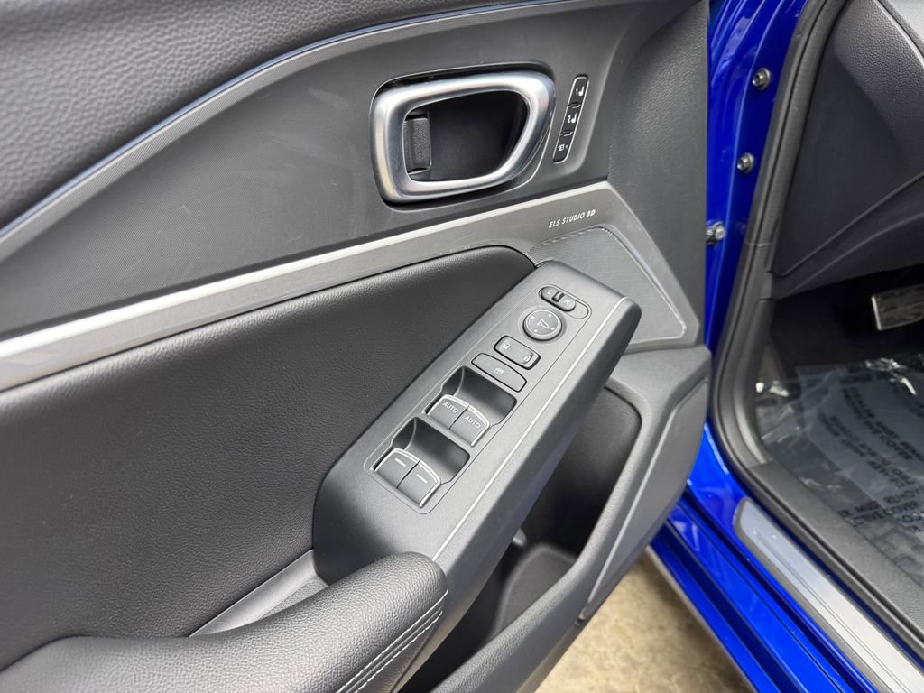 Used 2024 Acura Integra A-Spec image 11