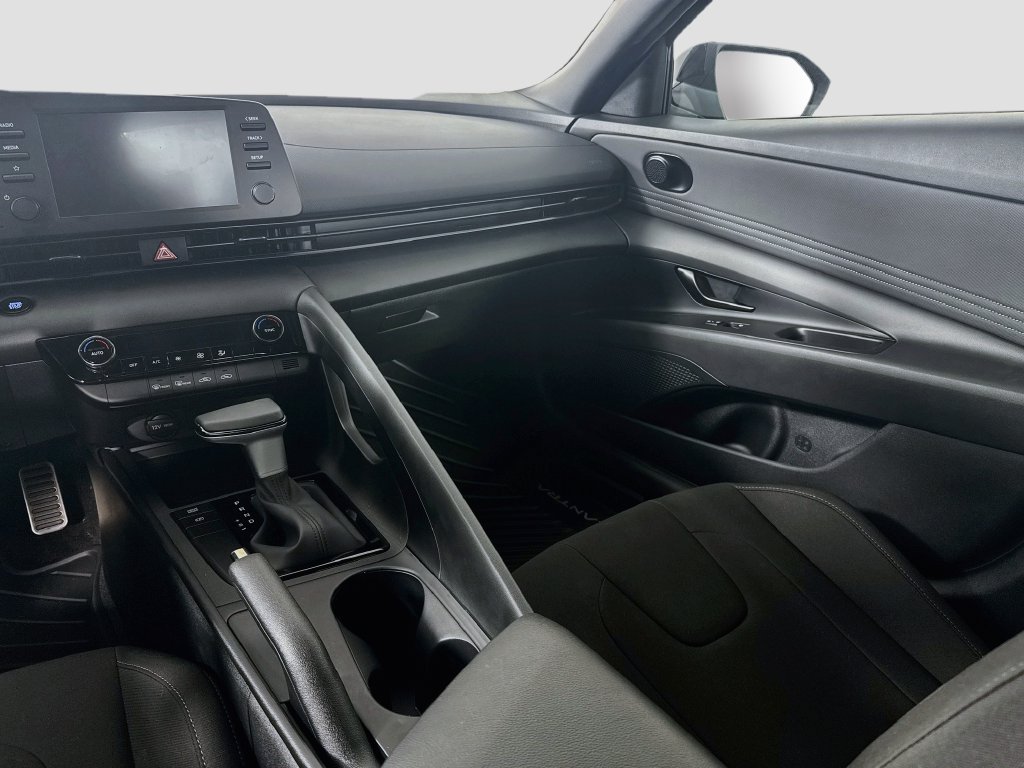 Certified 2026 Hyundai Elantra Sport FWD image 22