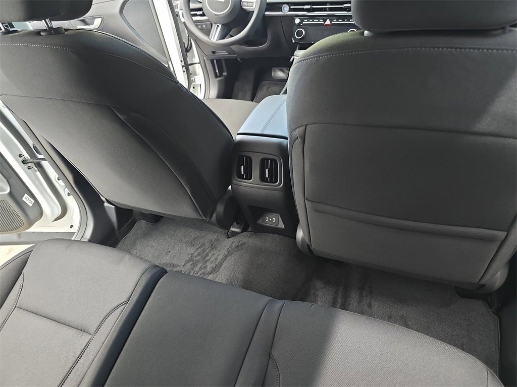 New 2025 Hyundai Tucson SEL image 12