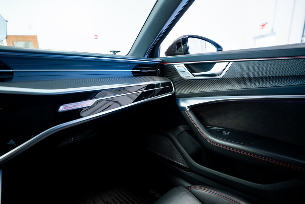 Used 2021 Audi RS 6 w/ Carbon Optic Package image 50