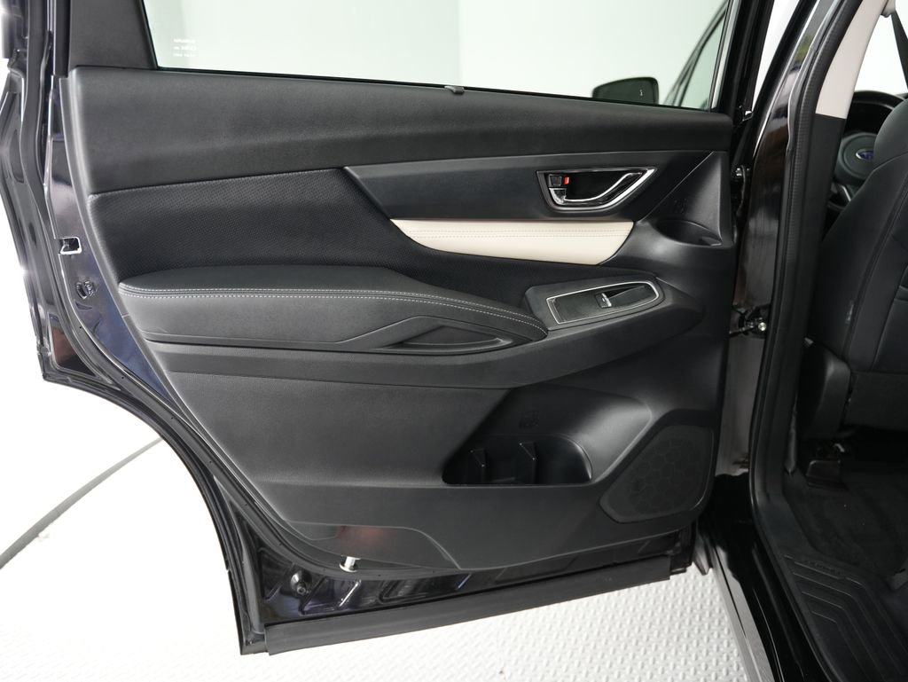Used 2022 Subaru Ascent Limited image 38