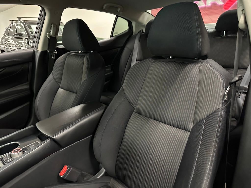 Used 2020 Nissan Maxima 3.5 S w/ Floor Mat Group image 16