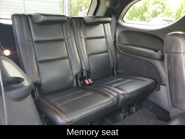 Used 2021 Dodge Durango R/T w/ Blacktop Package AWD/4WD image 17