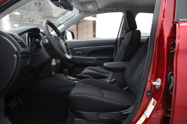 New 2026 Mitsubishi Outlander Sport LE AWD/4WD image 6