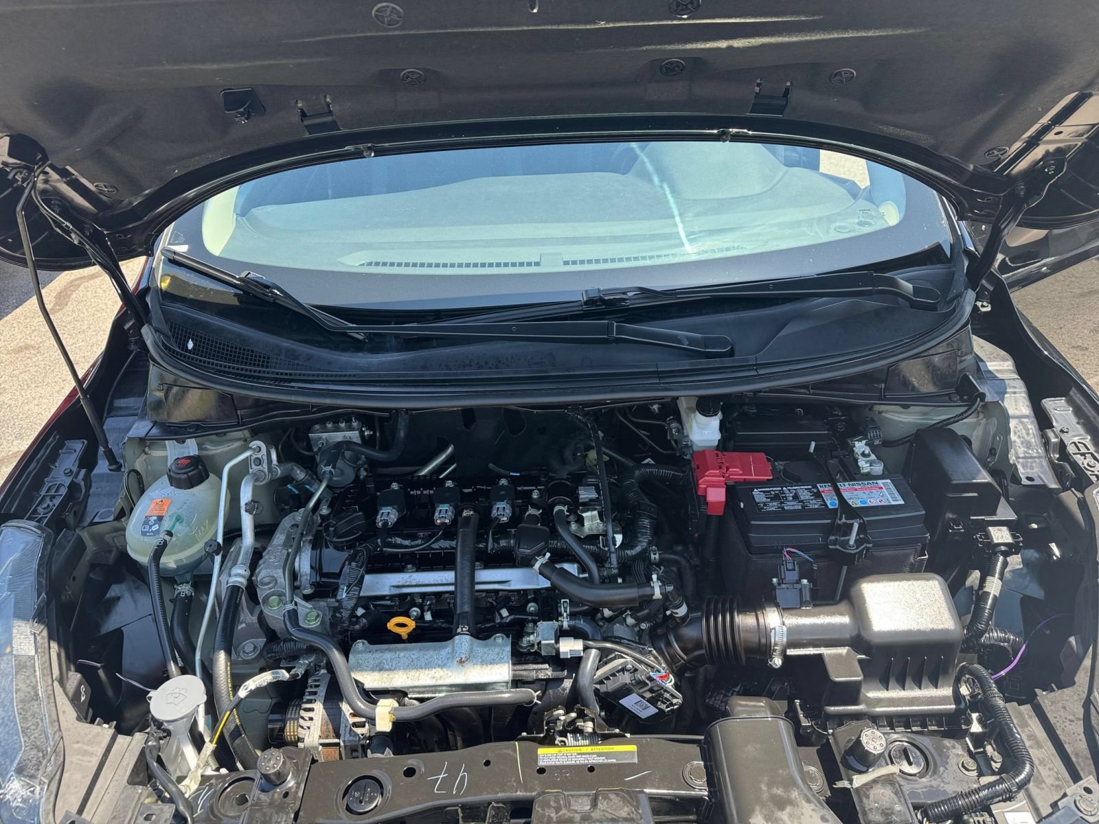 Used 2025 Nissan Versa SV FWD image 30