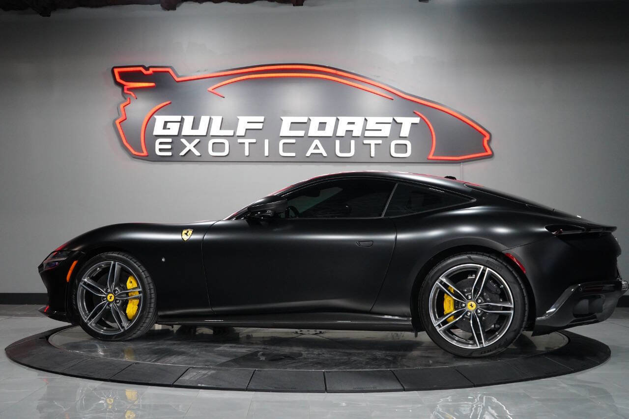 Used 2023 Ferrari Roma RWD image 11