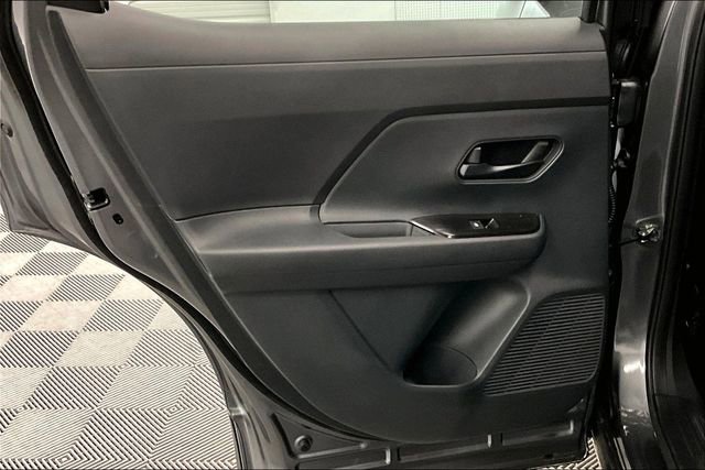 New 2026 Nissan Kicks S image 28