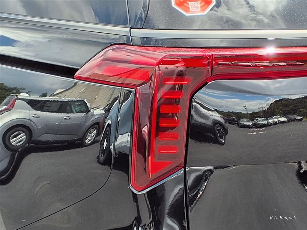 New 2026 Kia Carnival LXS image 35