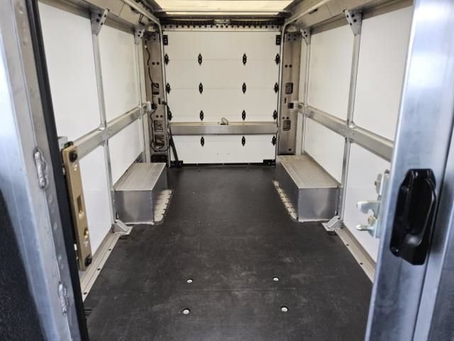 Used 2024 Chevrolet Brightdrop 600 w/ Commercial Equipment Package AWD/4WD image 35