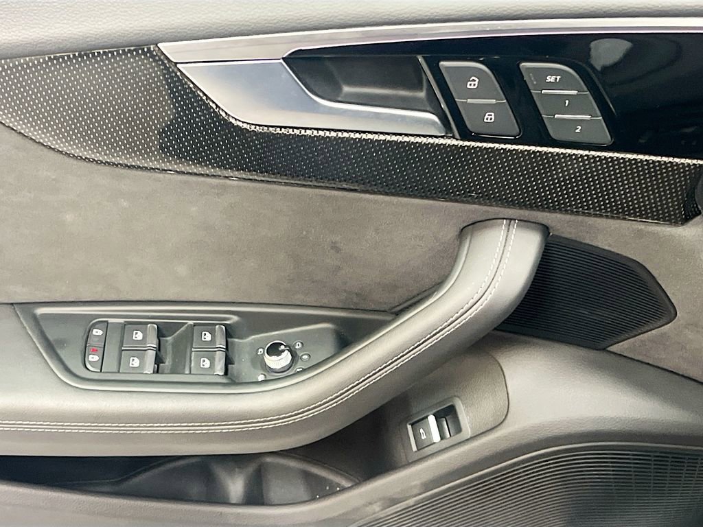 Used 2025 Audi S5 Premium Plus image 18