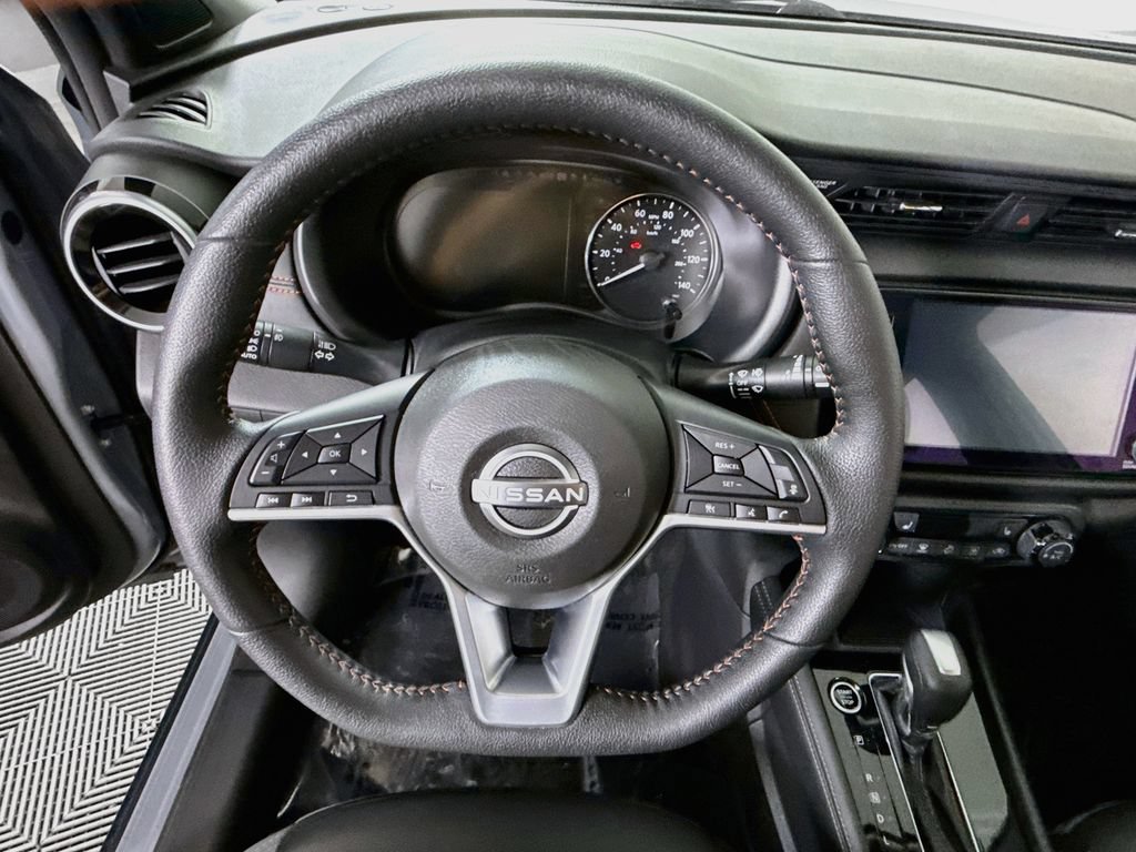 Certified 2023 Nissan Kicks SR w/ SR Premium Package FWD image 19