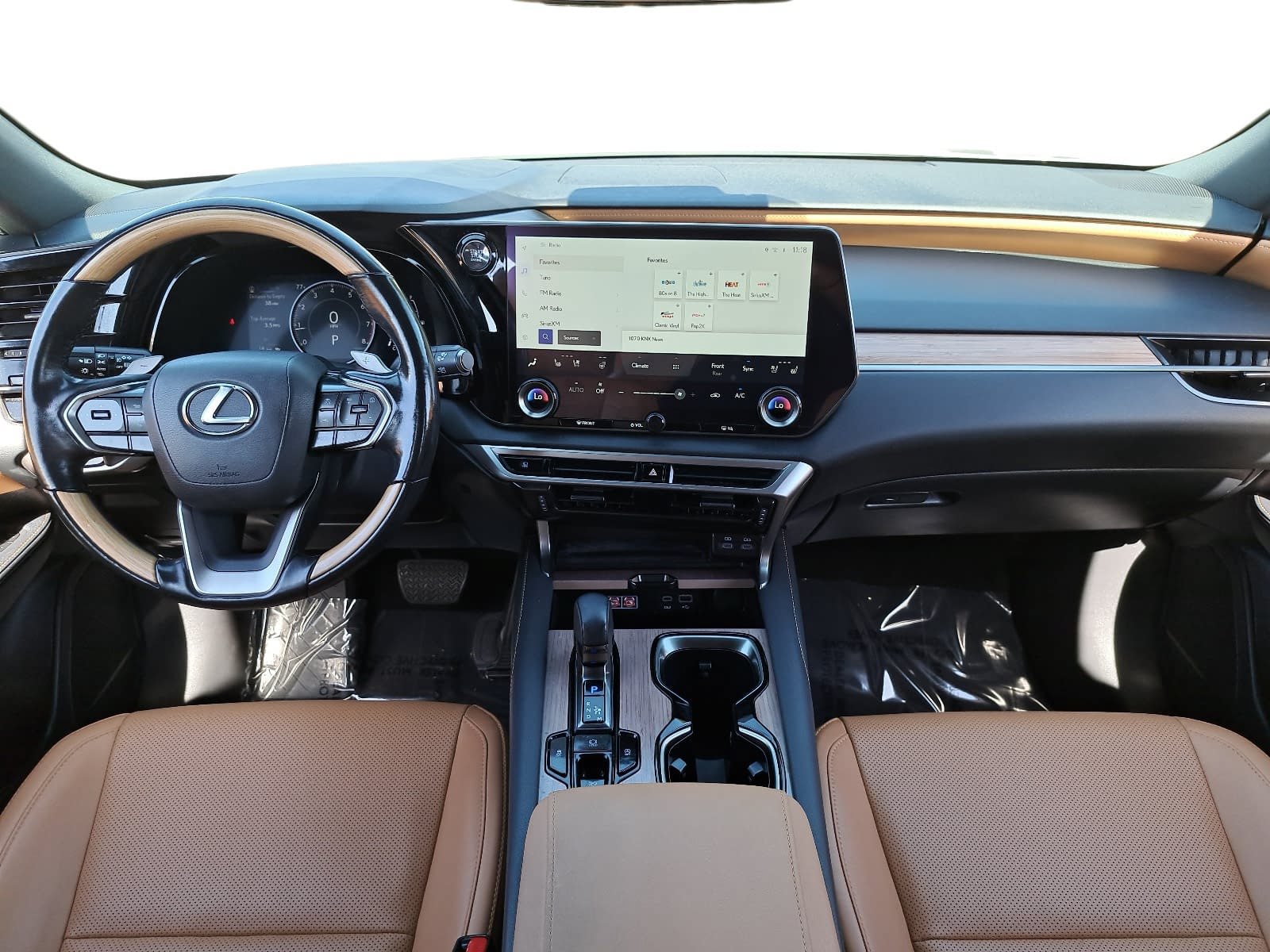 Used 2024 Lexus RX 350 Premium w/ Cold Area Package FWD image 9