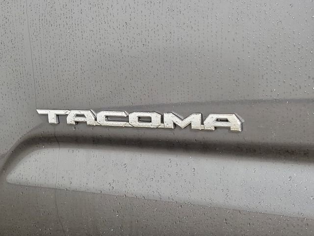 Used 2019 Toyota Tacoma SR5 RWD image 9