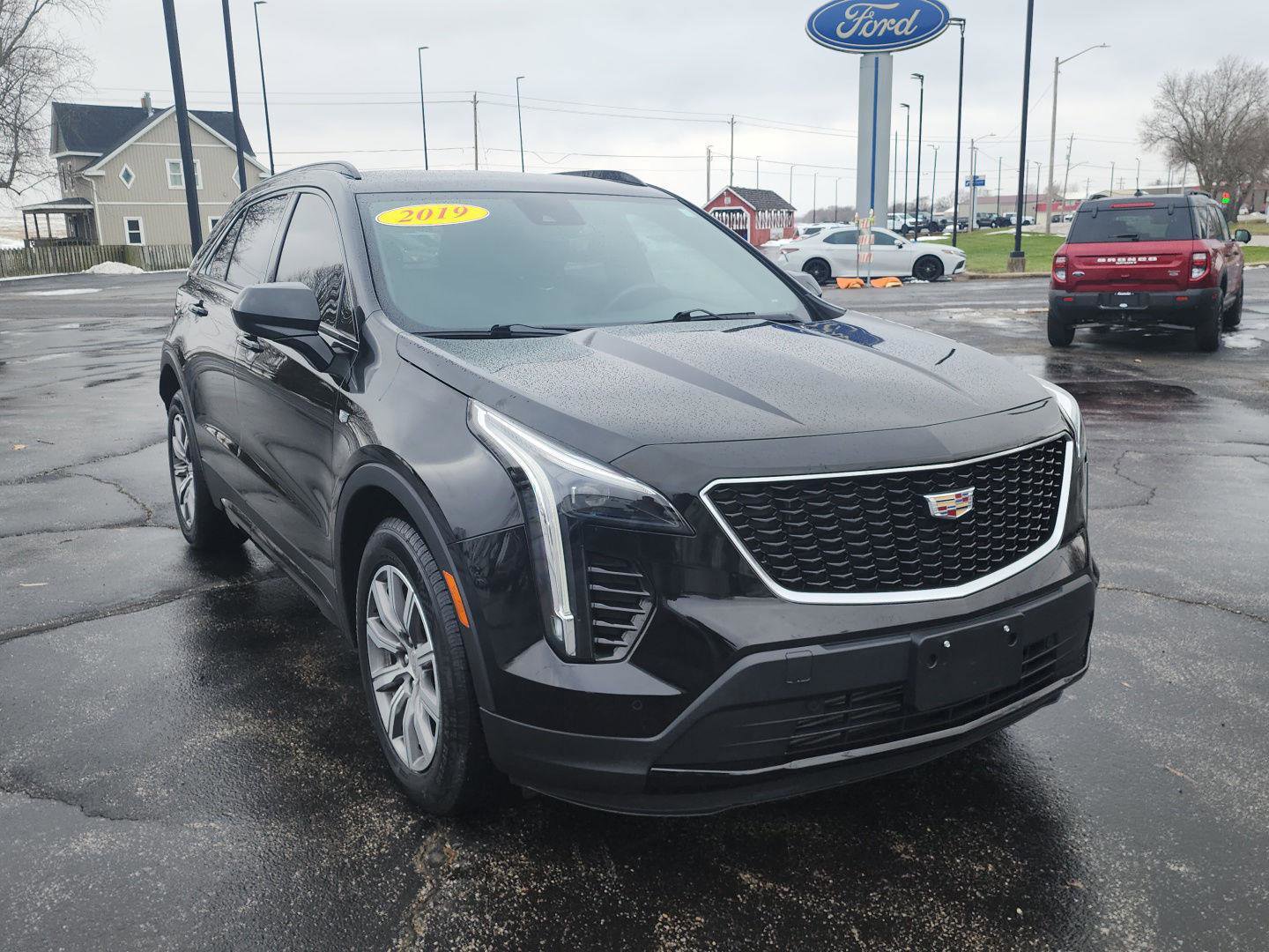 Used 2019 Cadillac XT4 Sport w/ Cold Weather Package image 8