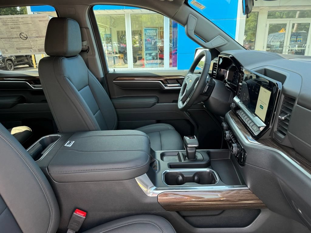 New 2026 Chevrolet Silverado 1500 LT w/ Z71 Off-Road Package AWD/4WD image 47